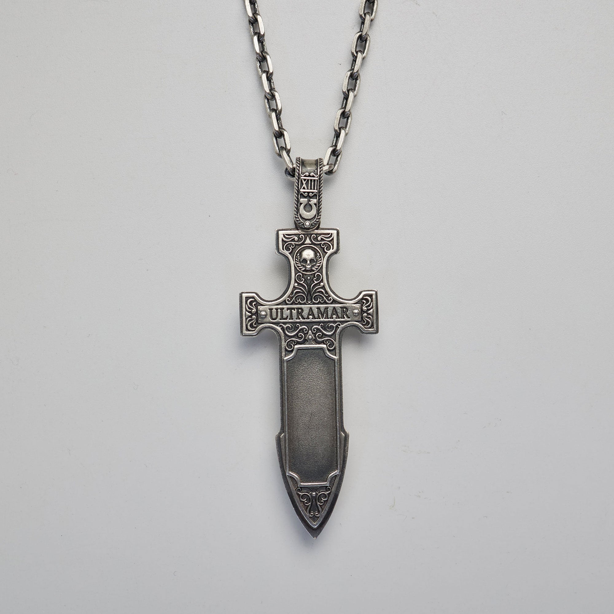 Warhammer 40K Blade of Roboute Guilliman Gladius Incandor Pendant by Starforged